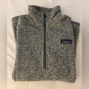 Patagonia 1/4 zip fleece in gray